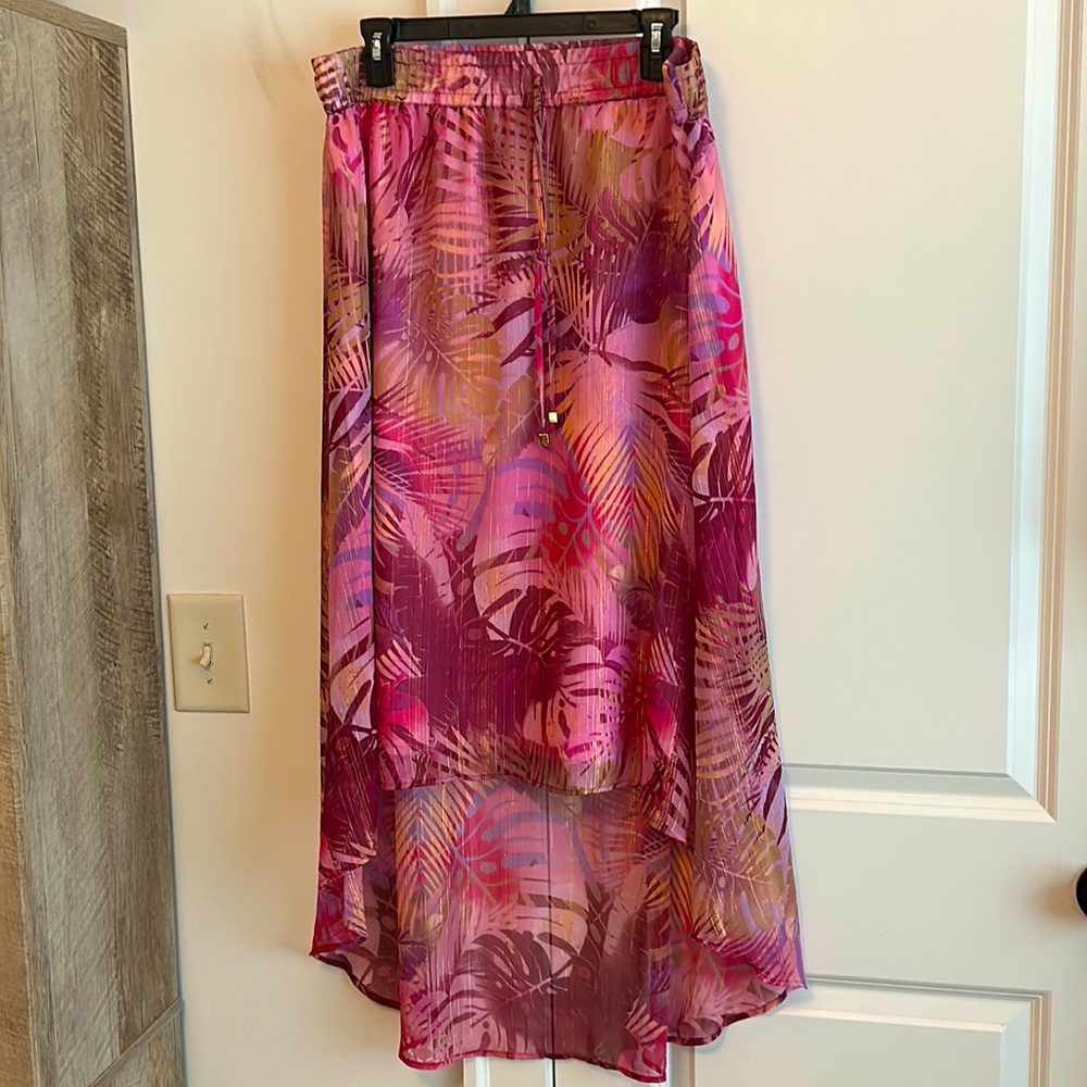 🔴 Large Jaclyn Smith 90’s poly metallic elastic waist hi lo skirt Monstera plant